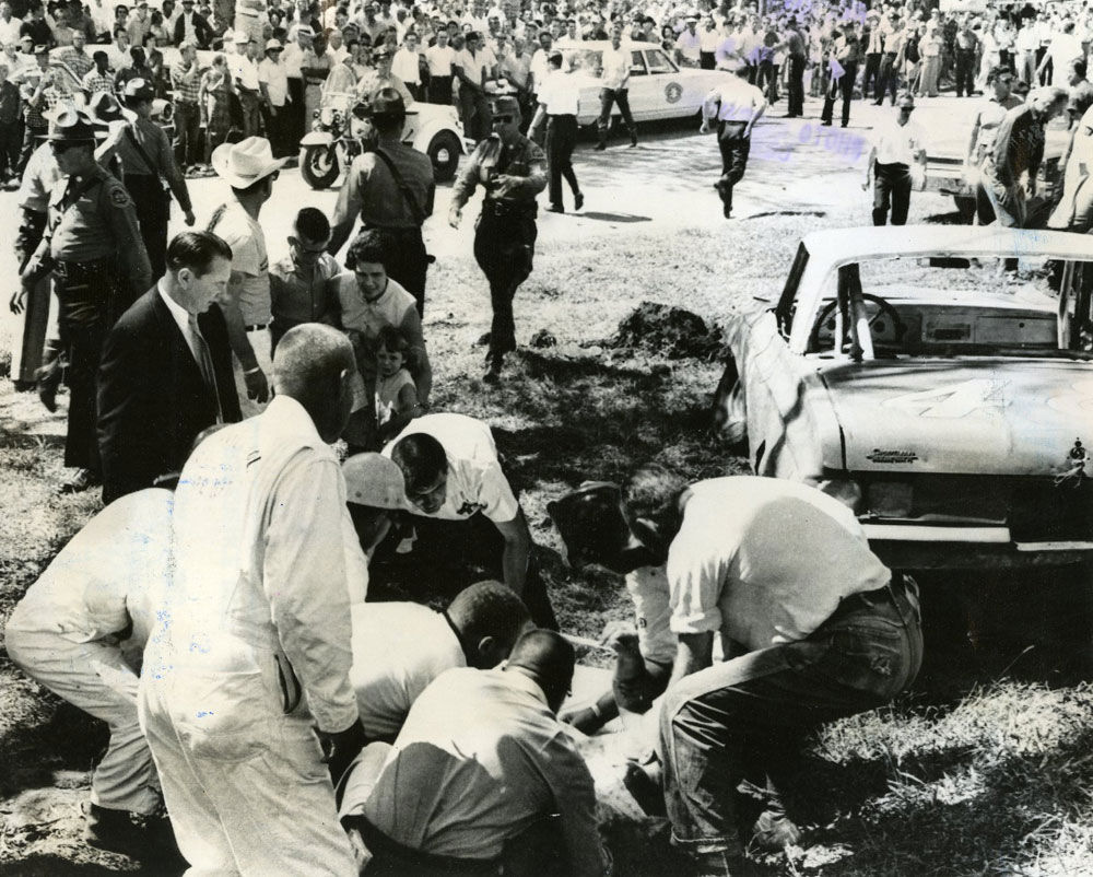 1965: Accident
